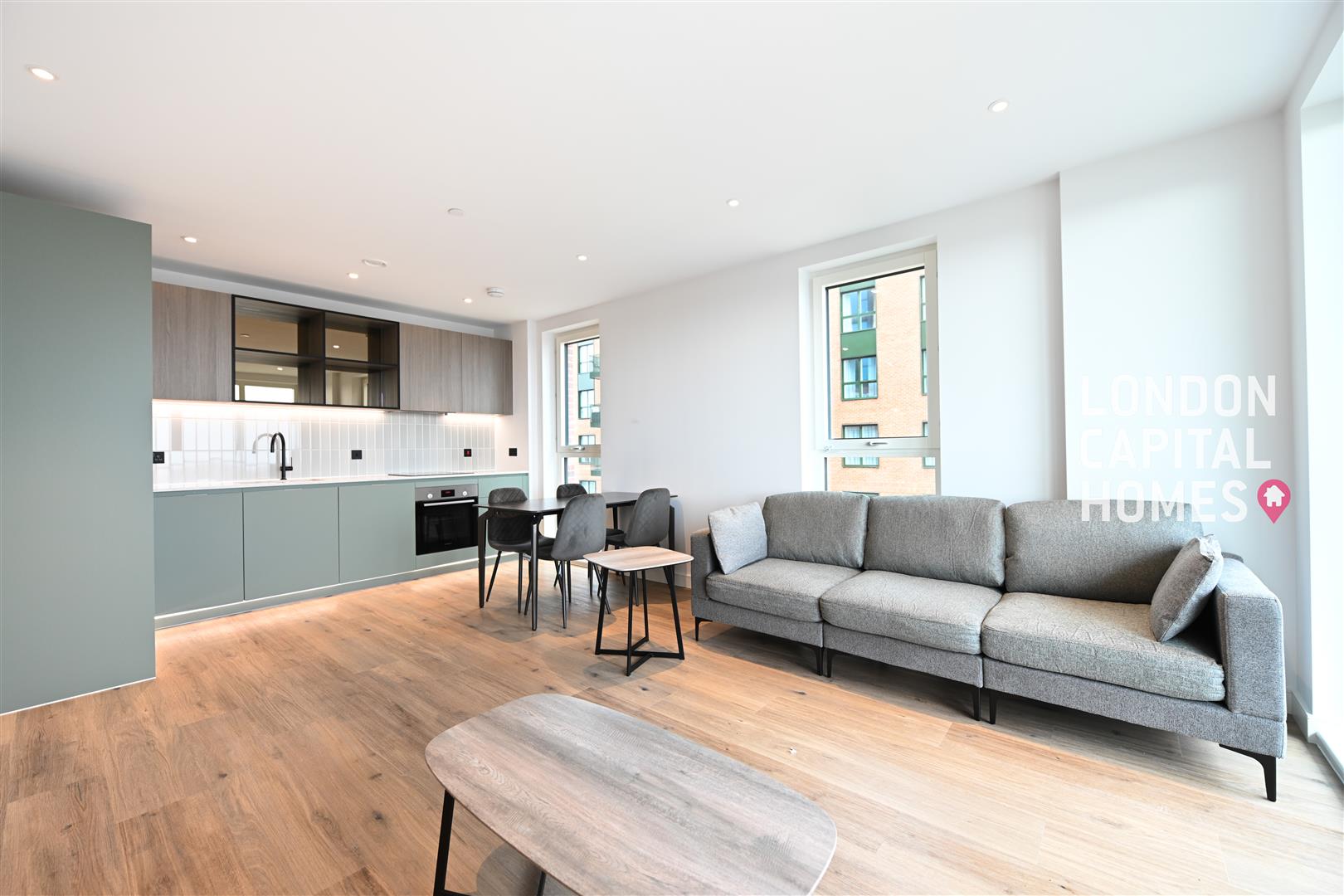 2 bed property in Iris House, 2 Cedrus Avenue, Southall
